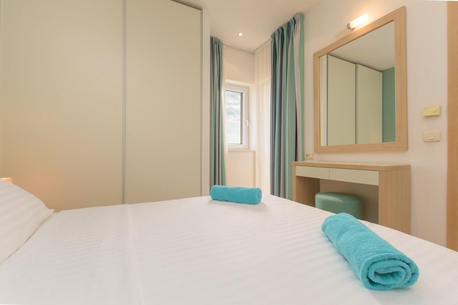 Apartments Grand Novi Vinodolski Resort Room photo
