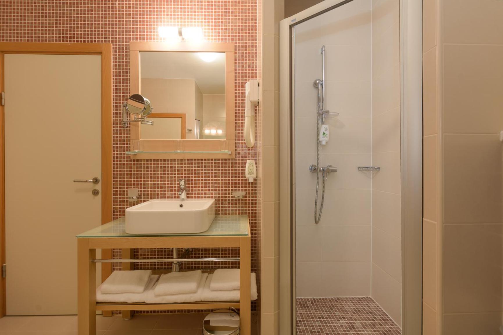 Apartments Grand Novi Vinodolski Resort Room photo