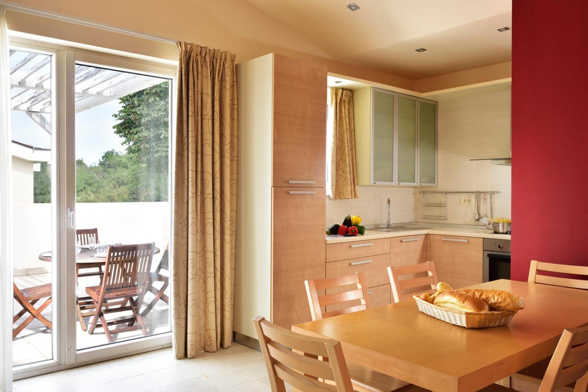 Apartments Grand Novi Vinodolski Resort Room photo