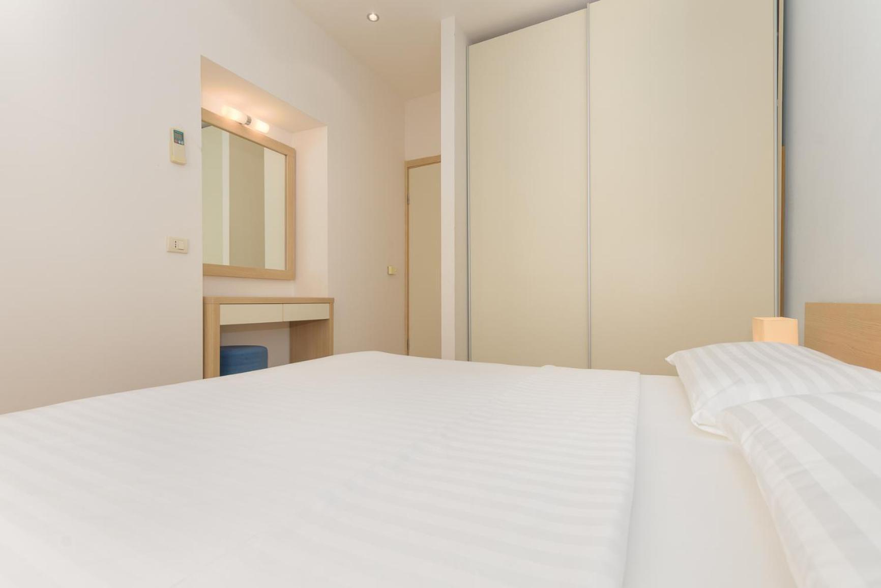 Apartments Grand Novi Vinodolski Resort Room photo